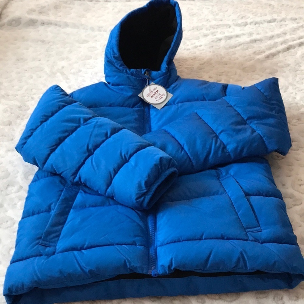BOYS size 8 swiss tech blue puffer coat. All sold out